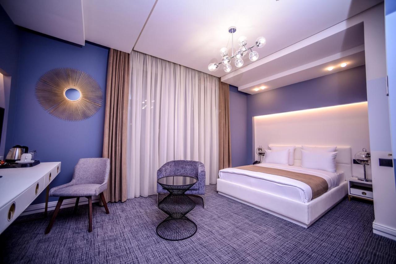 Aghababyan'S Hotel Jerevan Eksteriør bilde Deluxe room